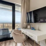Appartamento Hanza Tower 1412 *