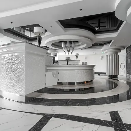 Hanza Tower 1412 Apartment