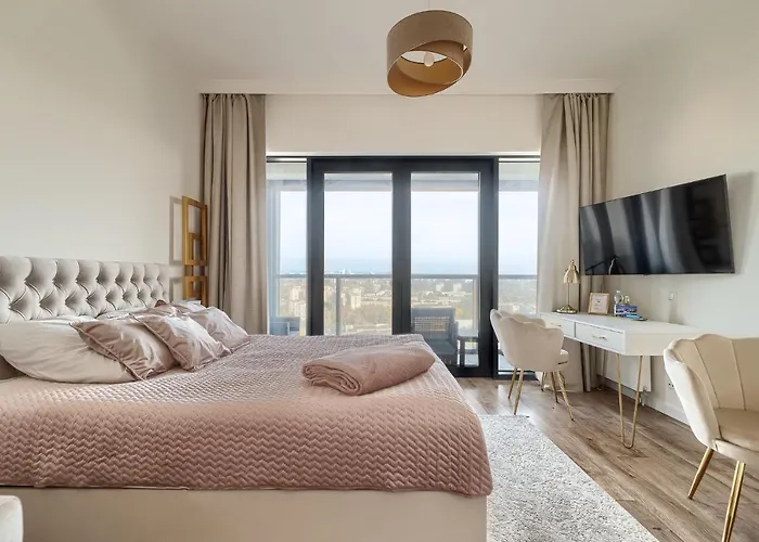 Hanza Tower 1412 Estetino