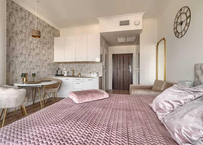 Apartament Hanza Tower 1412 *