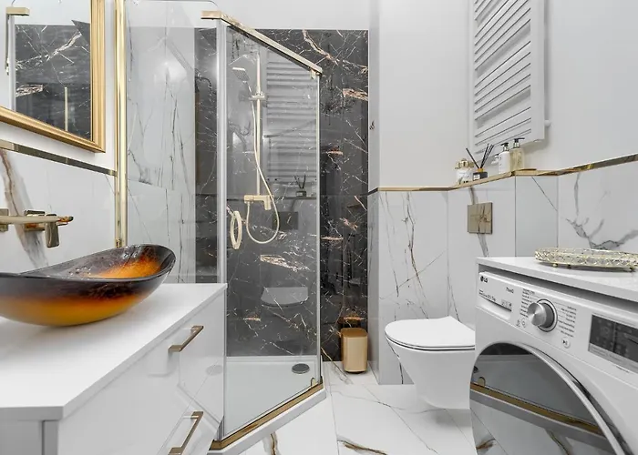 Hanza Tower 1412 Estetino